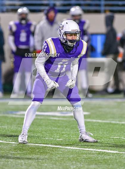 Thumbnail 2 in Mart vs. Crawford (UIL 2A D1 Quarterfinal) photogallery.