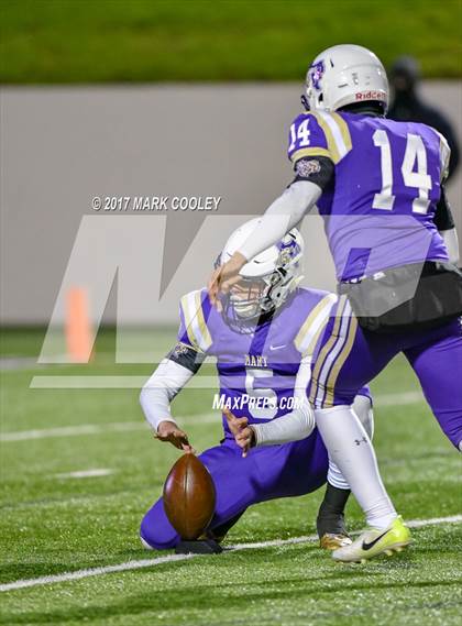 Thumbnail 3 in Mart vs. Crawford (UIL 2A D1 Quarterfinal) photogallery.