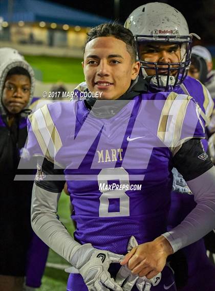Thumbnail 2 in Mart vs. Crawford (UIL 2A D1 Quarterfinal) photogallery.