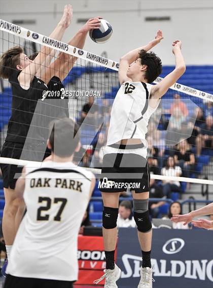 Thumbnail 3 in Oak Park vs. Saddleback Valley Christian (CIF-SS D2 Final) photogallery.