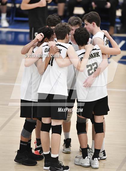 Thumbnail 1 in Oak Park vs. Saddleback Valley Christian (CIF-SS D2 Final) photogallery.