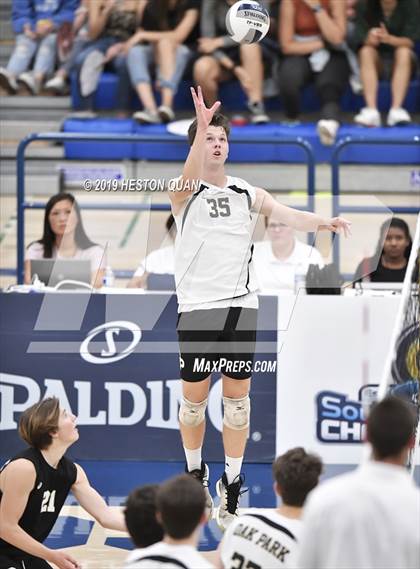 Thumbnail 2 in Oak Park vs. Saddleback Valley Christian (CIF-SS D2 Final) photogallery.