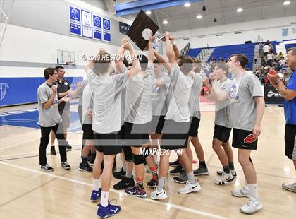 Thumbnail 3 in Oak Park vs. Saddleback Valley Christian (CIF-SS D2 Final) photogallery.