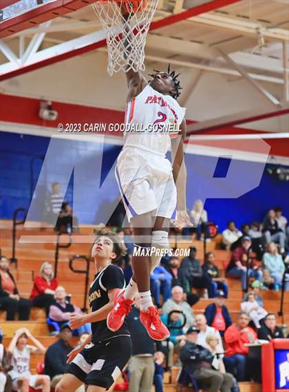Thumbnail 2 in Dixon @ West Carteret photogallery.