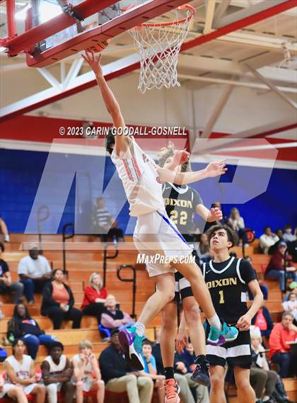 Thumbnail 2 in Dixon @ West Carteret photogallery.