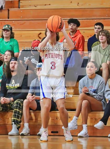 Thumbnail 2 in Dixon @ West Carteret photogallery.