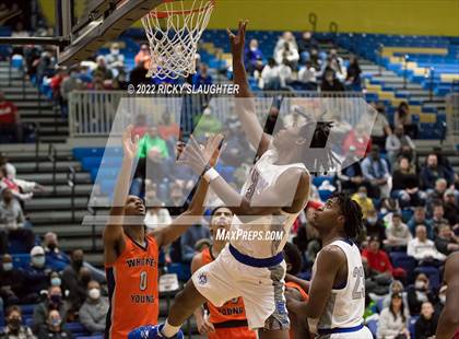 Thumbnail 1 in Whitney Young vs. Vashon photogallery.