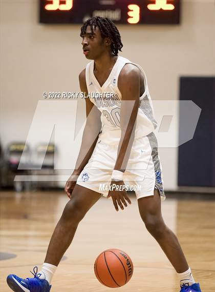 Thumbnail 1 in Whitney Young vs. Vashon photogallery.