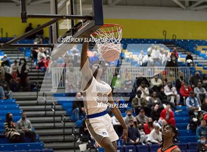 Thumbnail 3 in Whitney Young vs. Vashon photogallery.