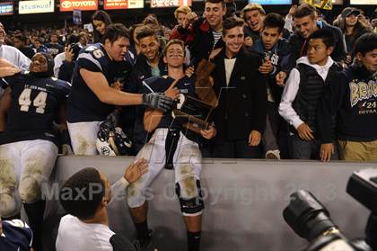Thumbnail 3 in De La Salle vs. St. John Bosco (CIF State Open Division Final) photogallery.