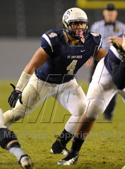 Thumbnail 3 in De La Salle vs. St. John Bosco (CIF State Open Division Final) photogallery.