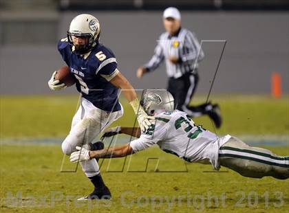 Thumbnail 2 in De La Salle vs. St. John Bosco (CIF State Open Division Final) photogallery.