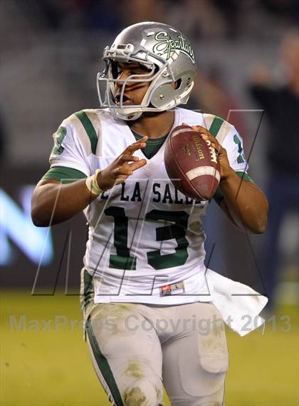 Thumbnail 3 in De La Salle vs. St. John Bosco (CIF State Open Division Final) photogallery.
