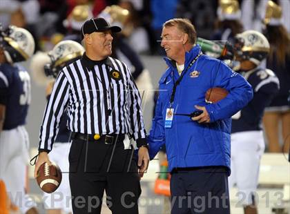 Thumbnail 2 in De La Salle vs. St. John Bosco (CIF State Open Division Final) photogallery.