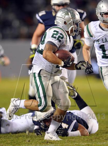 Thumbnail 2 in De La Salle vs. St. John Bosco (CIF State Open Division Final) photogallery.