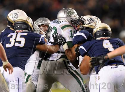 Thumbnail 2 in De La Salle vs. St. John Bosco (CIF State Open Division Final) photogallery.