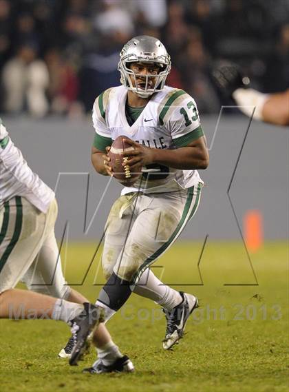 Thumbnail 2 in De La Salle vs. St. John Bosco (CIF State Open Division Final) photogallery.