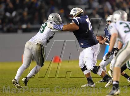 Thumbnail 2 in De La Salle vs. St. John Bosco (CIF State Open Division Final) photogallery.