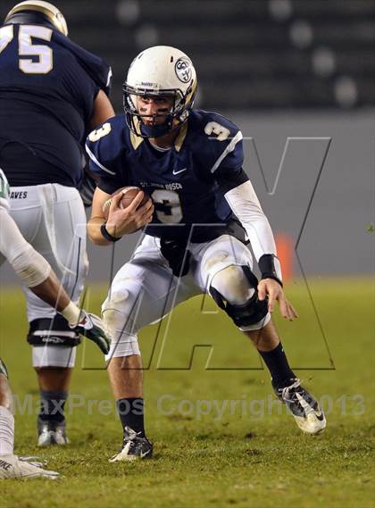 Thumbnail 1 in De La Salle vs. St. John Bosco (CIF State Open Division Final) photogallery.
