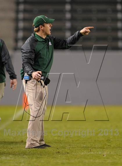 Thumbnail 1 in De La Salle vs. St. John Bosco (CIF State Open Division Final) photogallery.