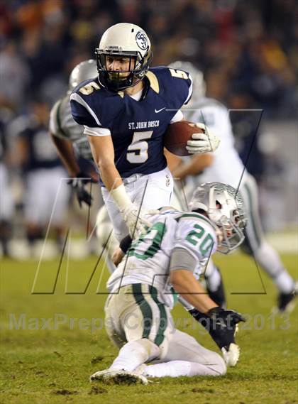 Thumbnail 2 in De La Salle vs. St. John Bosco (CIF State Open Division Final) photogallery.
