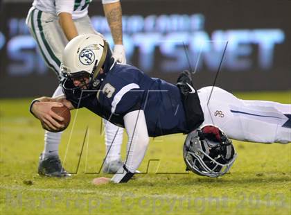 Thumbnail 1 in De La Salle vs. St. John Bosco (CIF State Open Division Final) photogallery.