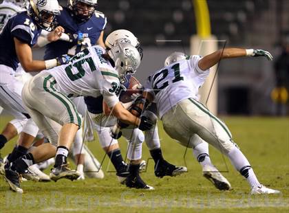 Thumbnail 3 in De La Salle vs. St. John Bosco (CIF State Open Division Final) photogallery.