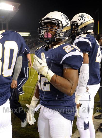 Thumbnail 1 in De La Salle vs. St. John Bosco (CIF State Open Division Final) photogallery.