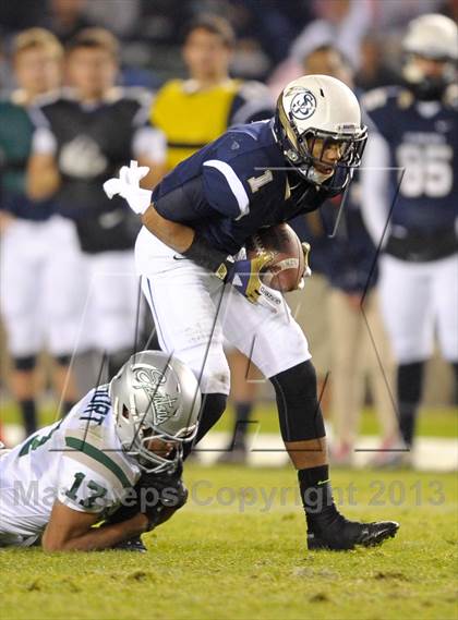 Thumbnail 3 in De La Salle vs. St. John Bosco (CIF State Open Division Final) photogallery.