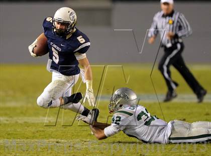 Thumbnail 3 in De La Salle vs. St. John Bosco (CIF State Open Division Final) photogallery.