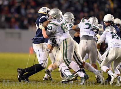 Thumbnail 3 in De La Salle vs. St. John Bosco (CIF State Open Division Final) photogallery.