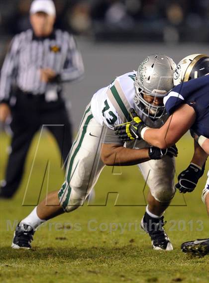 Thumbnail 3 in De La Salle vs. St. John Bosco (CIF State Open Division Final) photogallery.