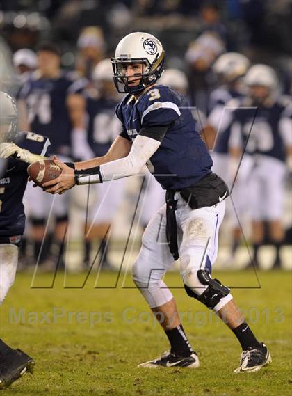 Thumbnail 3 in De La Salle vs. St. John Bosco (CIF State Open Division Final) photogallery.