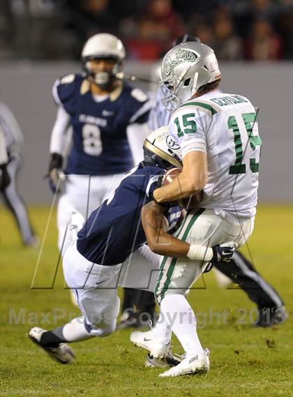 Thumbnail 3 in De La Salle vs. St. John Bosco (CIF State Open Division Final) photogallery.