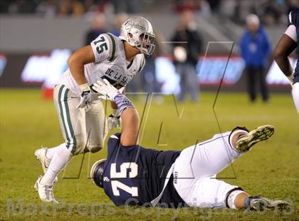 Thumbnail 3 in De La Salle vs. St. John Bosco (CIF State Open Division Final) photogallery.
