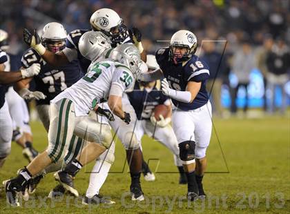 Thumbnail 3 in De La Salle vs. St. John Bosco (CIF State Open Division Final) photogallery.