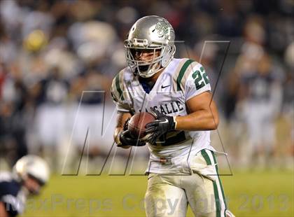 Thumbnail 2 in De La Salle vs. St. John Bosco (CIF State Open Division Final) photogallery.