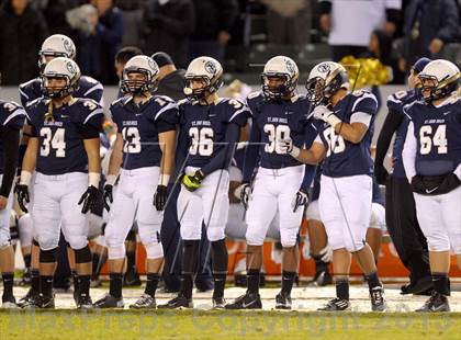 Thumbnail 2 in De La Salle vs. St. John Bosco (CIF State Open Division Final) photogallery.