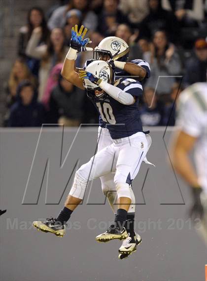 Thumbnail 1 in De La Salle vs. St. John Bosco (CIF State Open Division Final) photogallery.