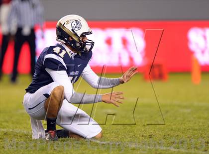 Thumbnail 3 in De La Salle vs. St. John Bosco (CIF State Open Division Final) photogallery.