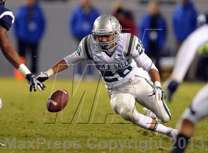 Thumbnail 3 in De La Salle vs. St. John Bosco (CIF State Open Division Final) photogallery.
