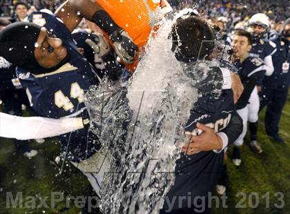 Thumbnail 1 in De La Salle vs. St. John Bosco (CIF State Open Division Final) photogallery.