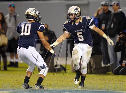 Thumbnail 3 in De La Salle vs. St. John Bosco (CIF State Open Division Final) photogallery.