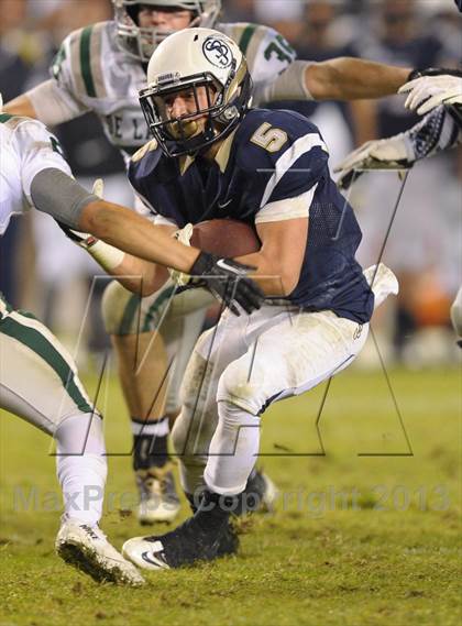 Thumbnail 2 in De La Salle vs. St. John Bosco (CIF State Open Division Final) photogallery.