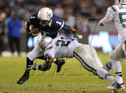 Thumbnail 3 in De La Salle vs. St. John Bosco (CIF State Open Division Final) photogallery.