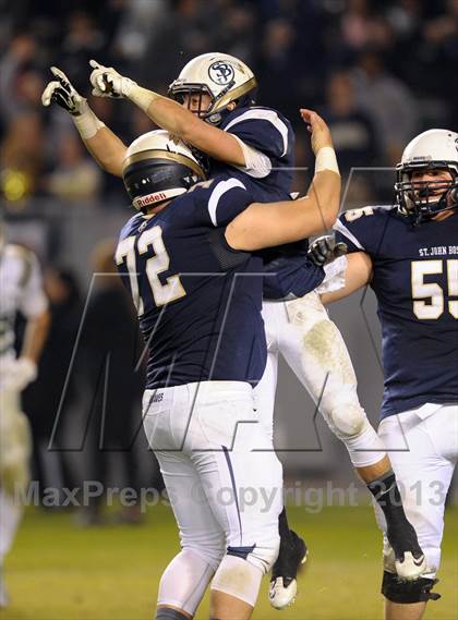Thumbnail 2 in De La Salle vs. St. John Bosco (CIF State Open Division Final) photogallery.