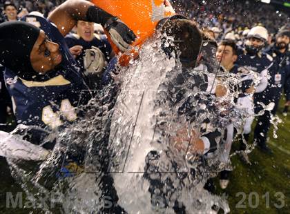 Thumbnail 2 in De La Salle vs. St. John Bosco (CIF State Open Division Final) photogallery.