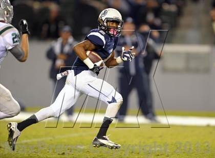 Thumbnail 1 in De La Salle vs. St. John Bosco (CIF State Open Division Final) photogallery.