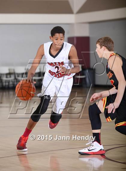 Thumbnail 3 in Mission Viejo vs. Palm Springs (MaxPreps Holiday Classic) photogallery.