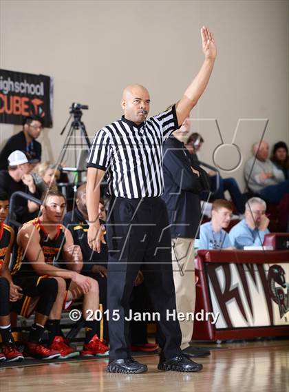 Thumbnail 2 in Mission Viejo vs. Palm Springs (MaxPreps Holiday Classic) photogallery.